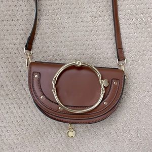 Beautiful brown NOATD 6631628 crossbody/wristlet